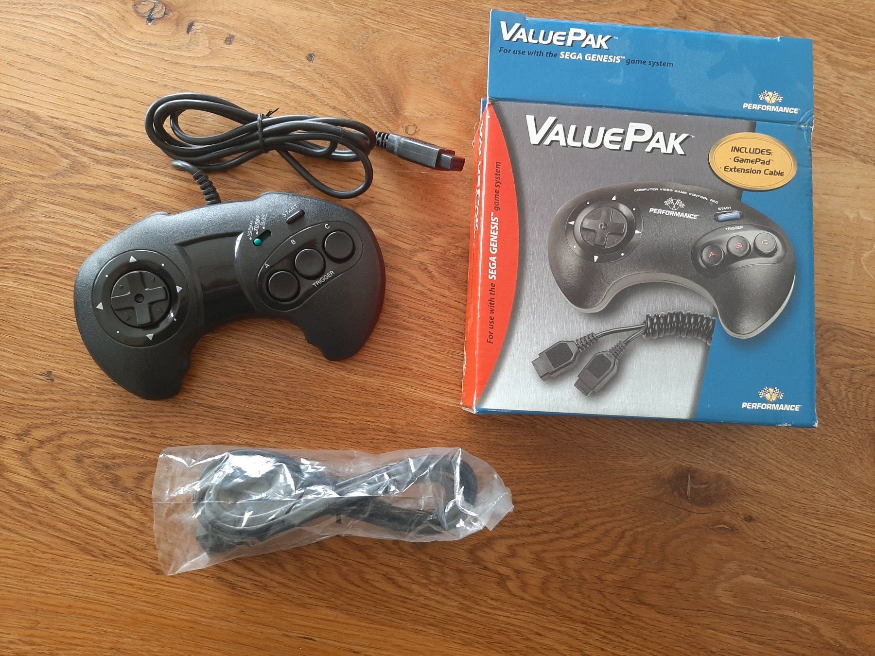 Controller: Sega Mega Drive Controller – Neu (gemäss Beschreibung) aus Zürich von Chrishol 2
