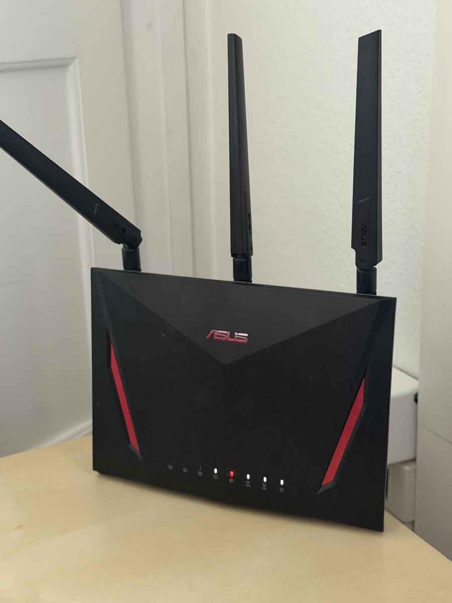 Asus Modem & Router: ASUS RT-AC86U AC2900 WiFi 5 Gaming – Nuovo (secondo la descrizione) da Zürich venduto da alp_wdr8