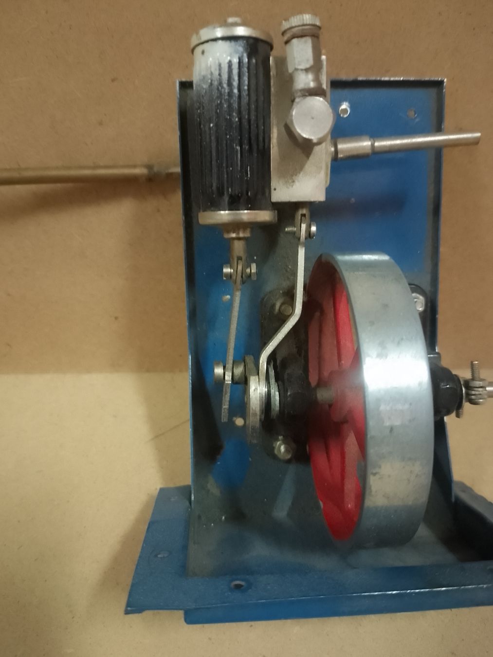 Wilesco Kit di modellismo & Modellini statici: Wilesco Schiffsantrieb – Usato da Safenwil venduto da dodgewc12 8