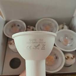 Lampade: Ampoule 5w neuve GU10 – Usato da Vaulruz venduto da m.yoann