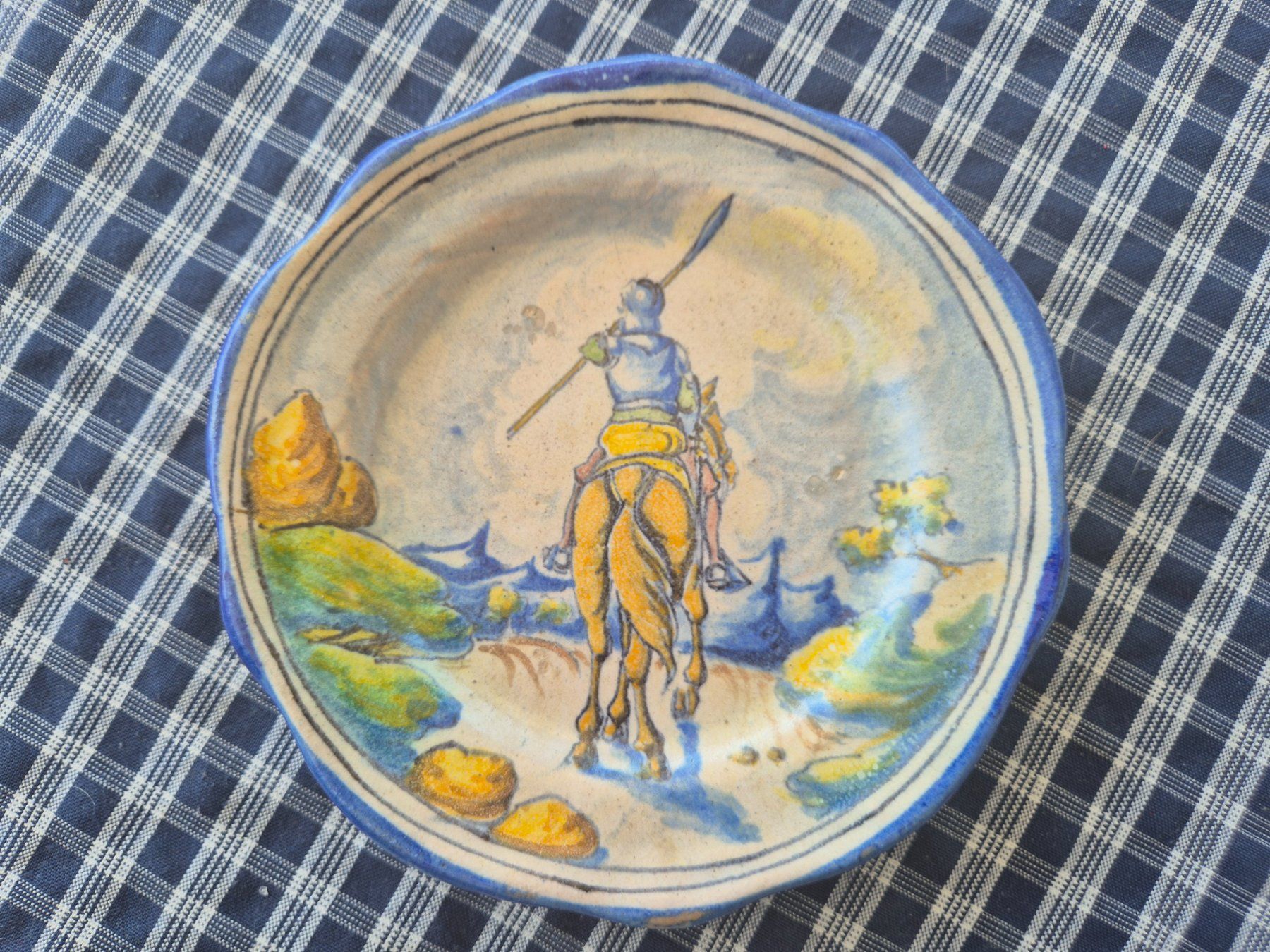 Teller: Wand Dekorationsteller – Gebraucht aus Obernau von dar_h59j