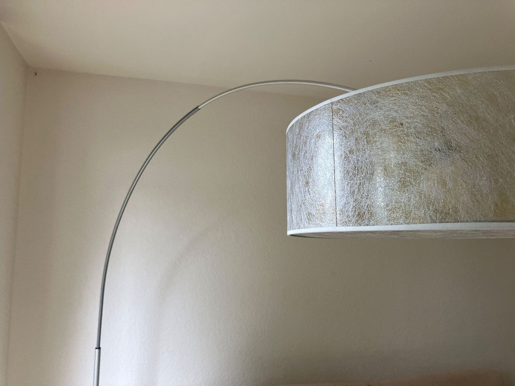 Lampade: Lampadaire avec arc pivotant – Usato da Vich venduto da SophieCo 2