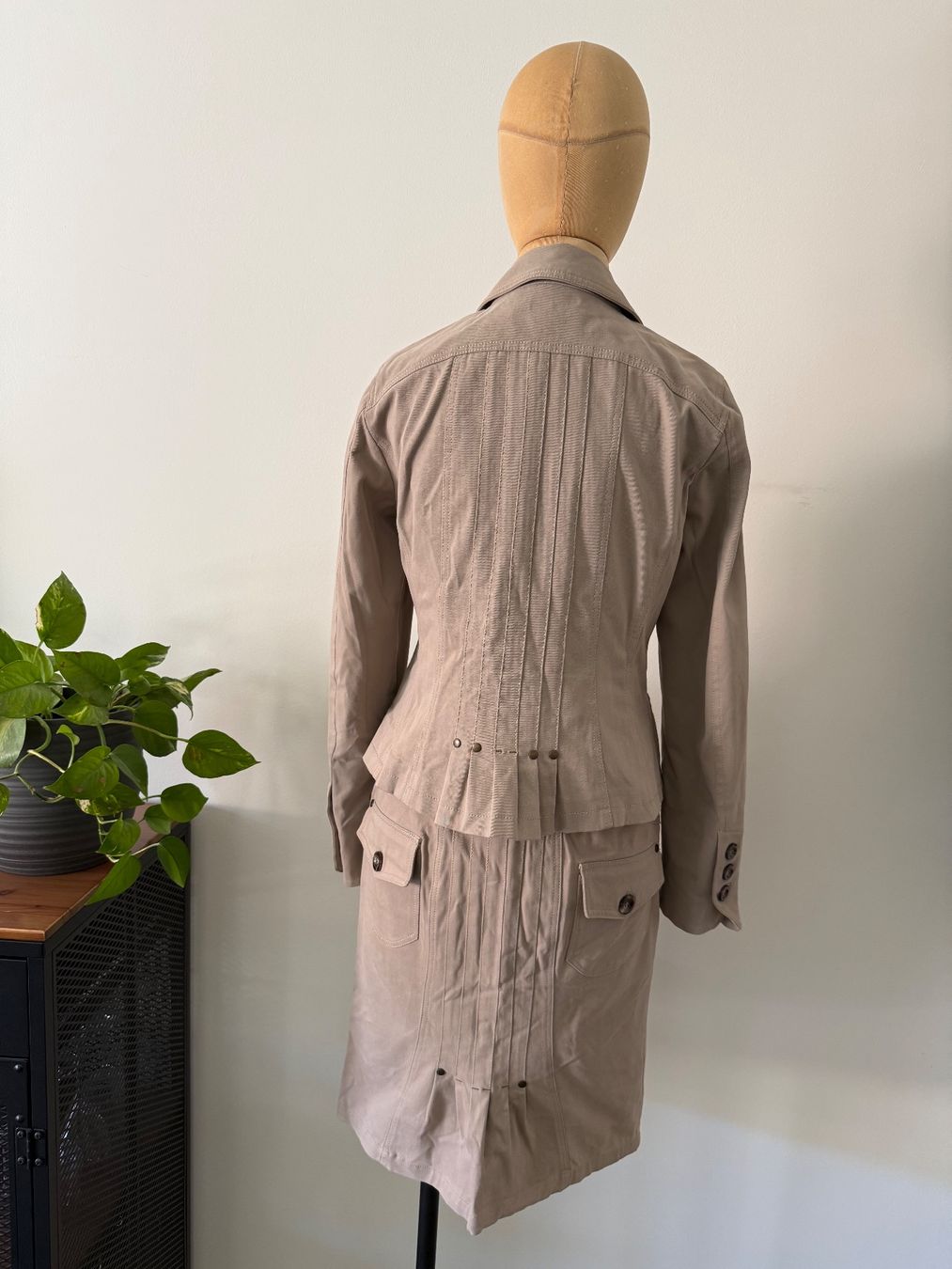 Marella Anzüge & Kostüme: Damen Set LINEAEMME Marella (Max Mara) Beige Y2K – Gebraucht aus Lugano von rebecca.wardrobe 4