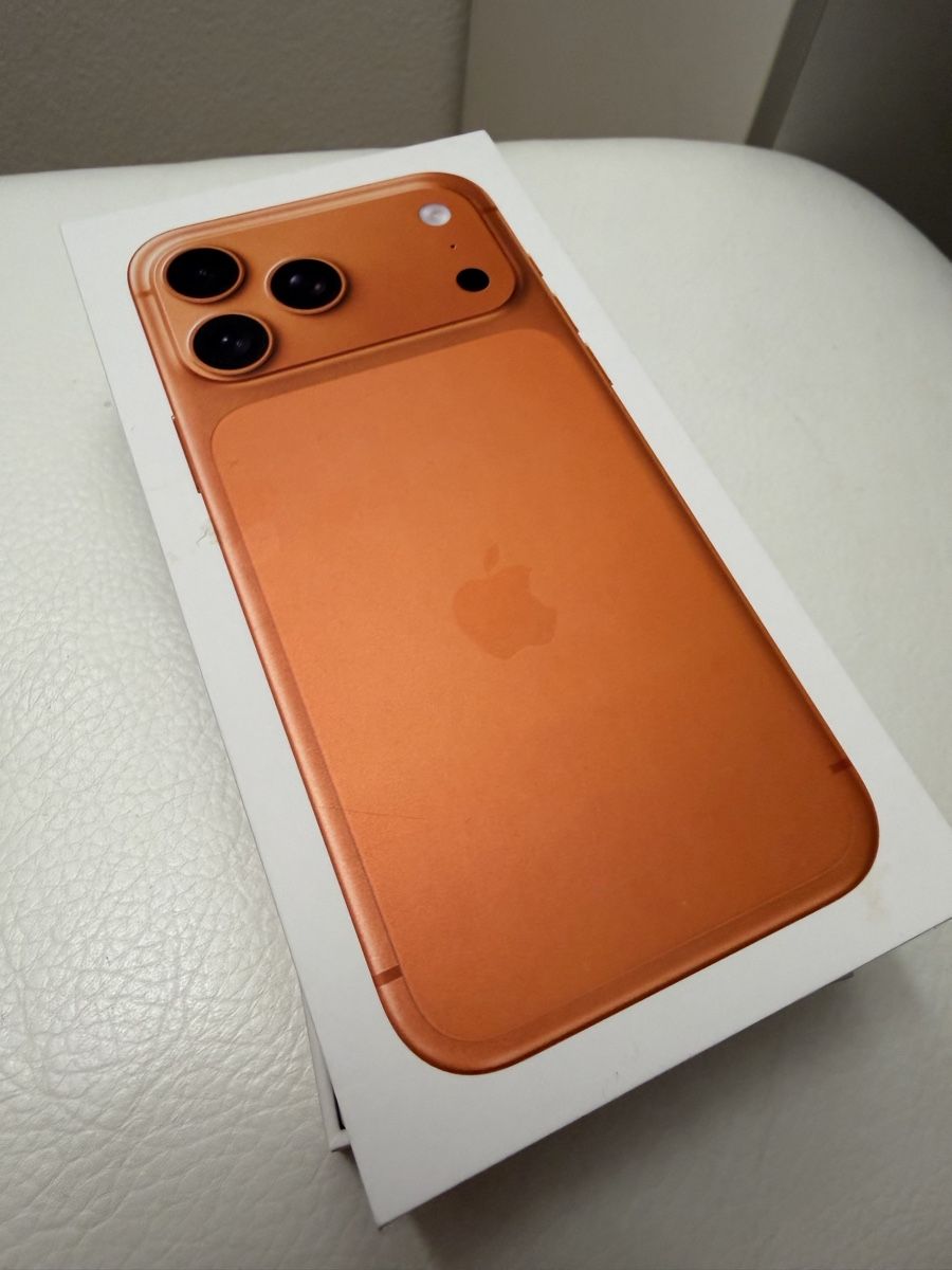 Apple Telefoni cellulari / Smartphones: iPhone 17 Pro Max 256GB  – Nuovo e nell'imballaggio originale da Winterthur venduto da EasyRS 1