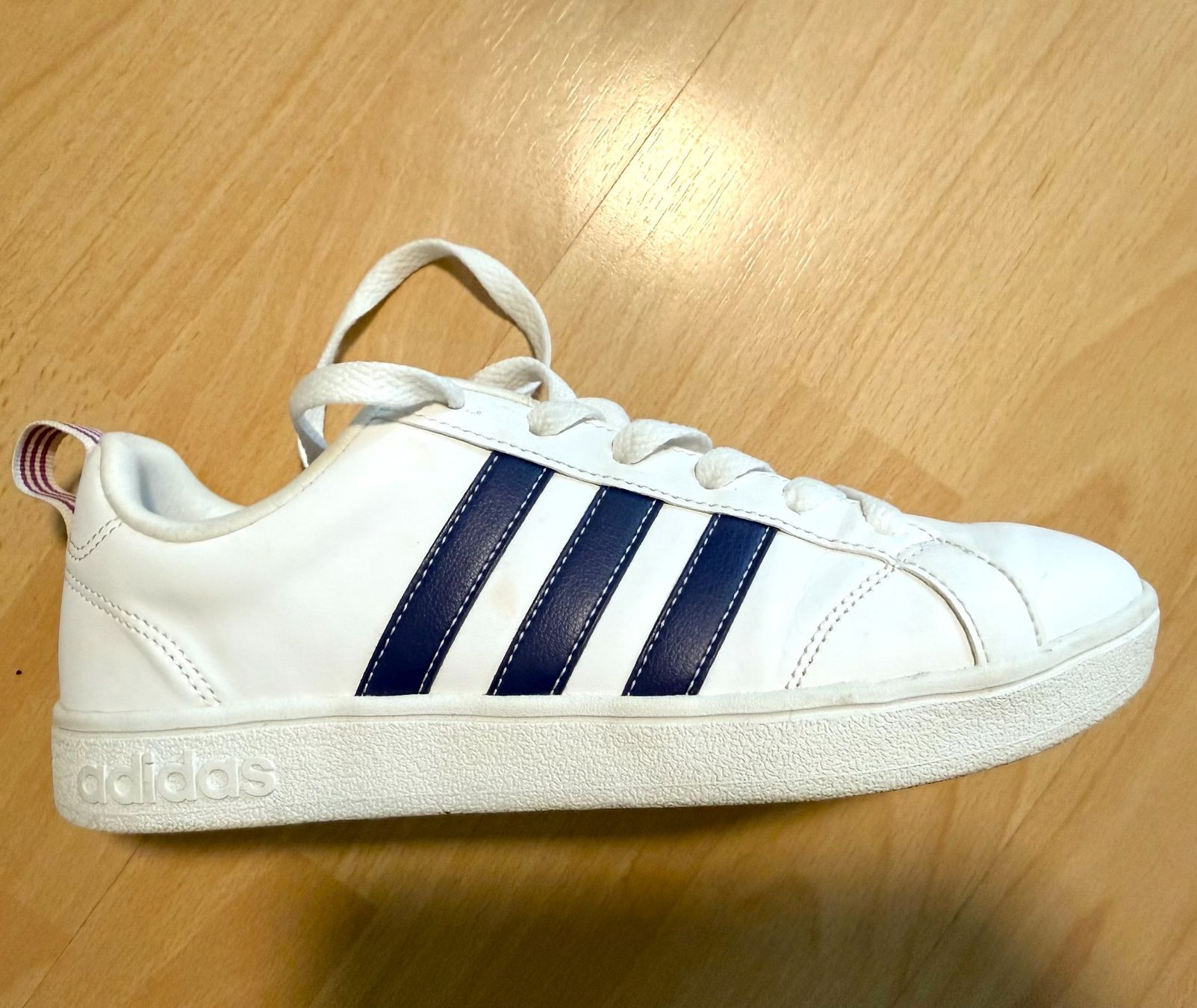 Adidas Scarpe da donna: 3 Paar Adidas Sneaker Gr. 36 – Nuovo (secondo la descrizione) da Bern venduto da Kraehe1 1