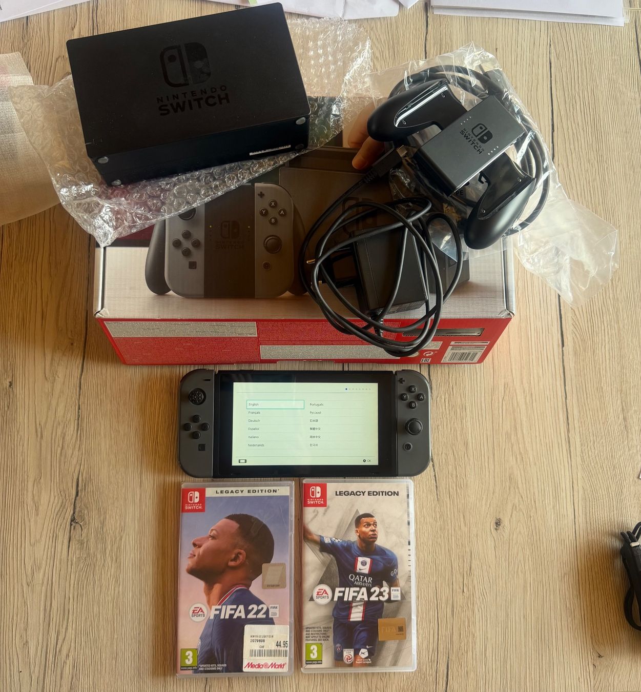 Nintendo Console: À vendre : Switch en bon état, – Usato da Marly venduto da may_j75b