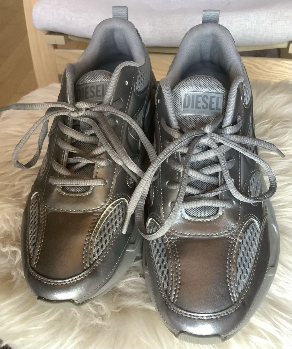 Diesel Scarpe da uomo: Diesel Sneakers – Usato da Zug venduto da natiak01 1