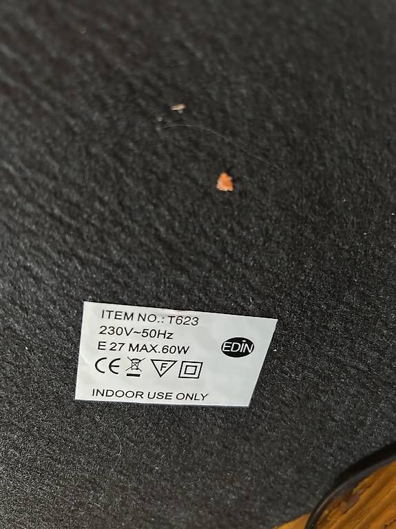 Lampes: Lampada da tavolo – D'occasion à novaggio par cam_5stl 2