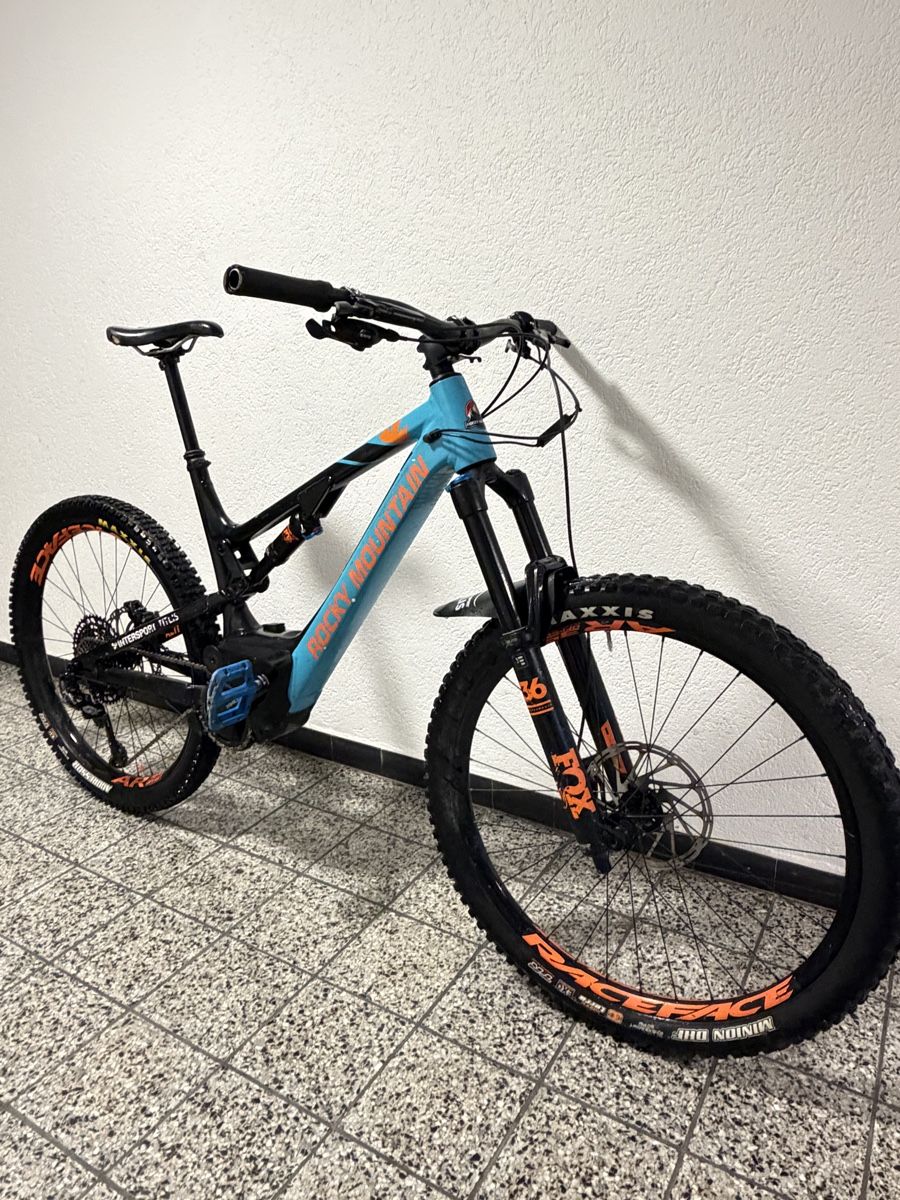 Rocky Mountain Bicycles Velos: Rocky Mountain E MTB Fully – Gebraucht aus Stansstad von 91PD 1