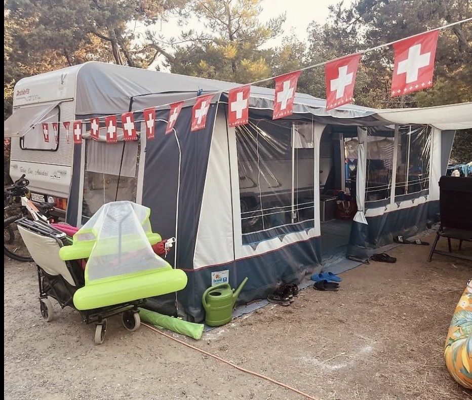 Verande & Tende da sole: Wohnwagen Vorzelt Brand – Usato da Kriens venduto da Stern82 1