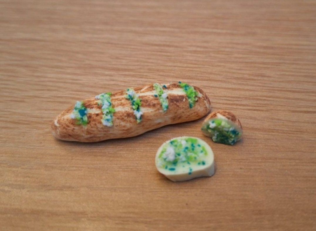 Case e mobili per bambole: Puppenhaus Chnoblibrot – Nuovo (secondo la descrizione) da Zürich venduto da HandmadeTinyFood