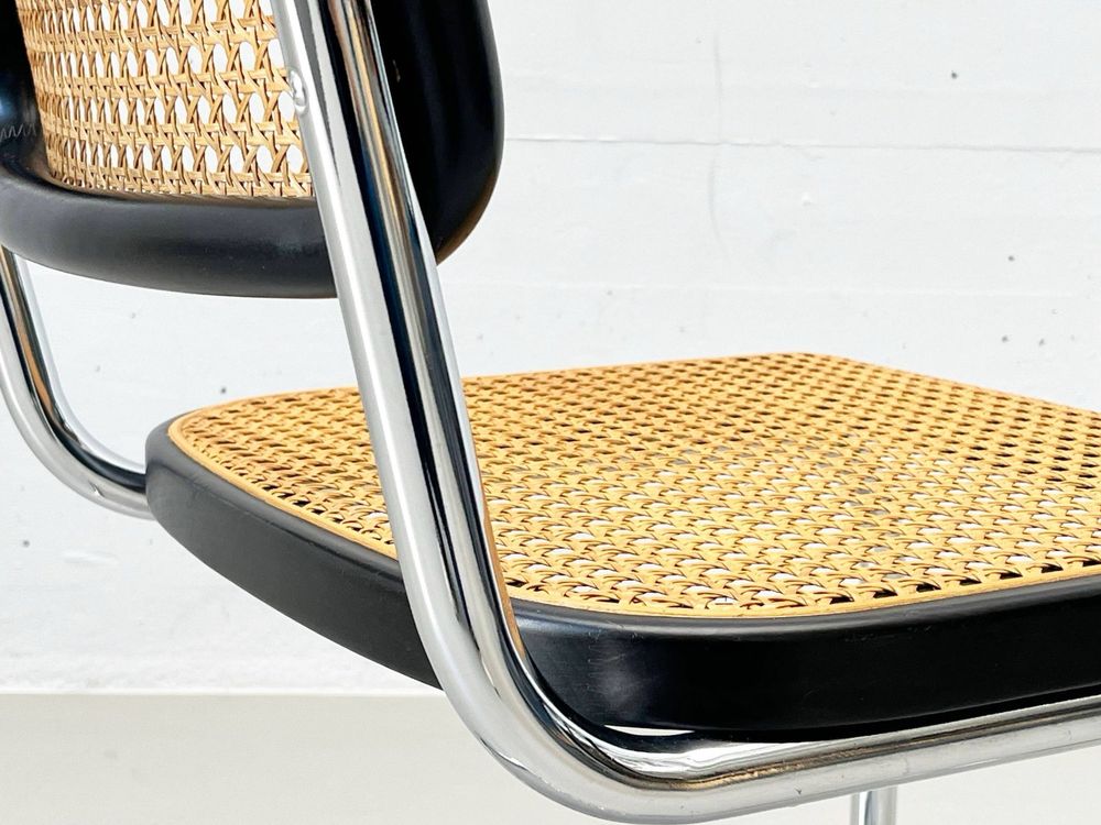 klassischer-freischwinger-s32-modell-77-von-thonet-gebraucht-in