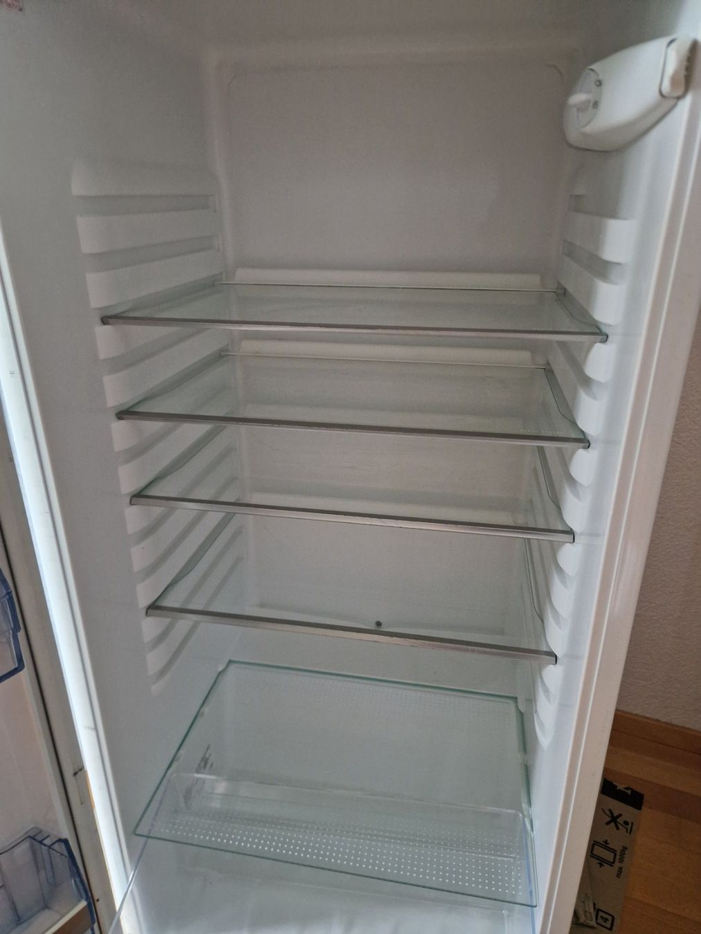 Electrolux Frigoriferi: Kühlgefrierkombination Electrolux – Usato da Münsingen venduto da Geeskile 3