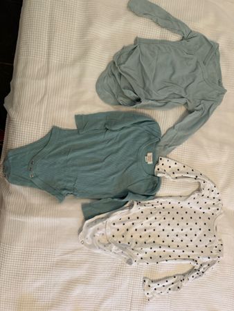 3 Baby Bodys H&M und Imps&Elfs Grösse 80 gebraucht