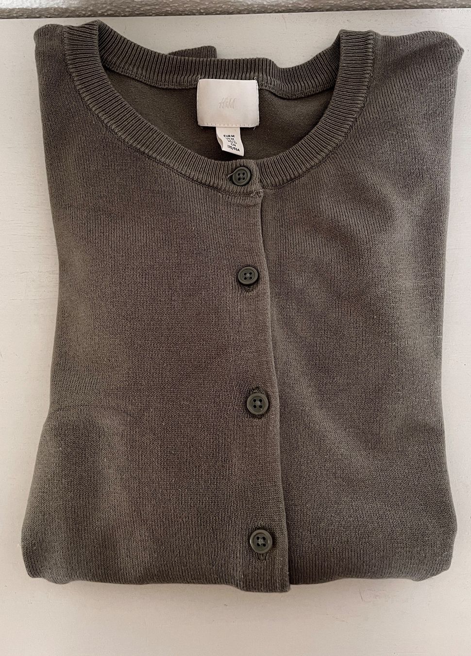 H&M Pulls & Sweat-shirts: Strickjacke – D'occasion à Oberrieden par sardi03 3