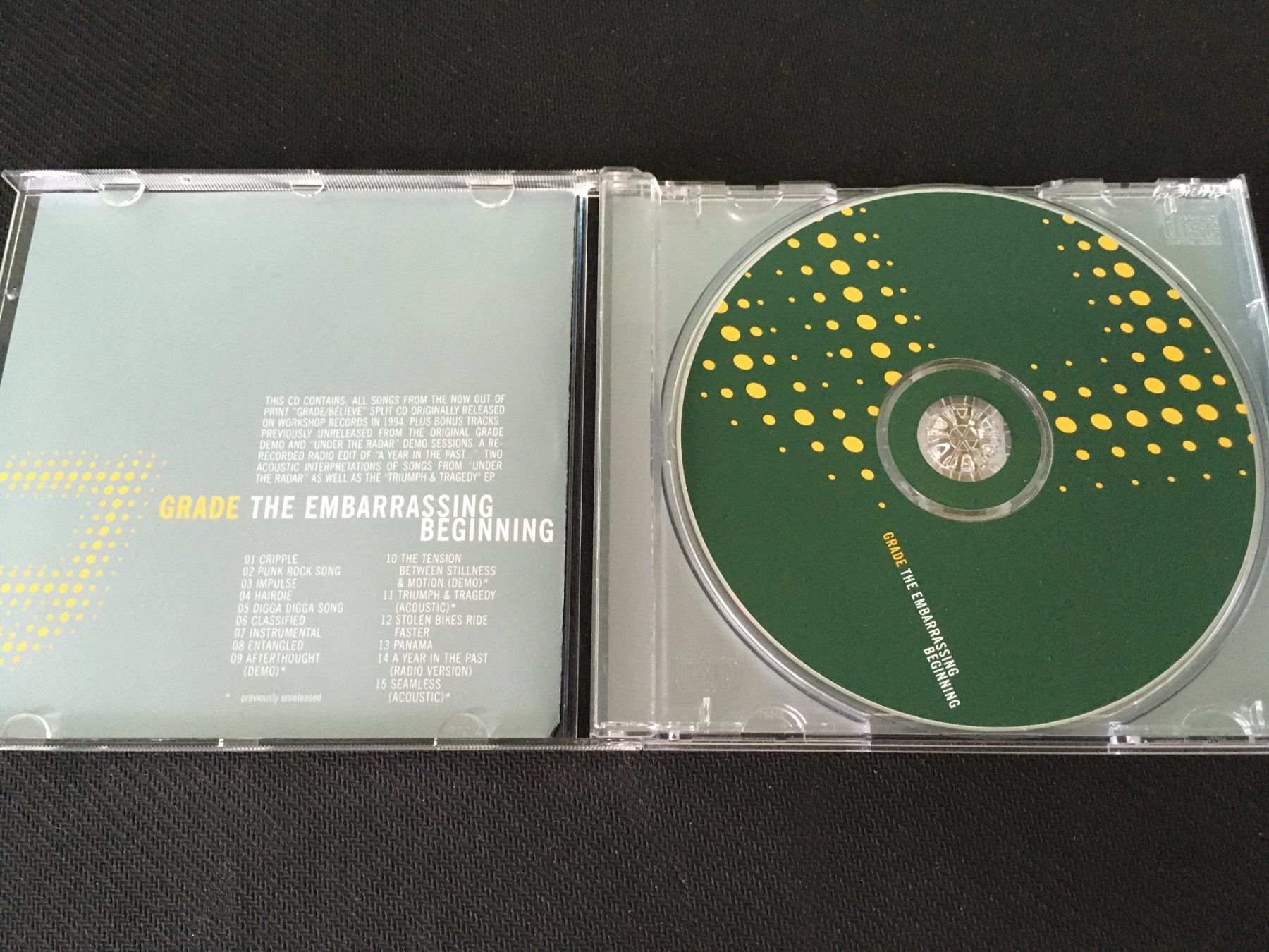 CDs: Grade - The Embarrassing Beginning -CD- – Gebraucht aus St.Gallen von MedienJoe 1