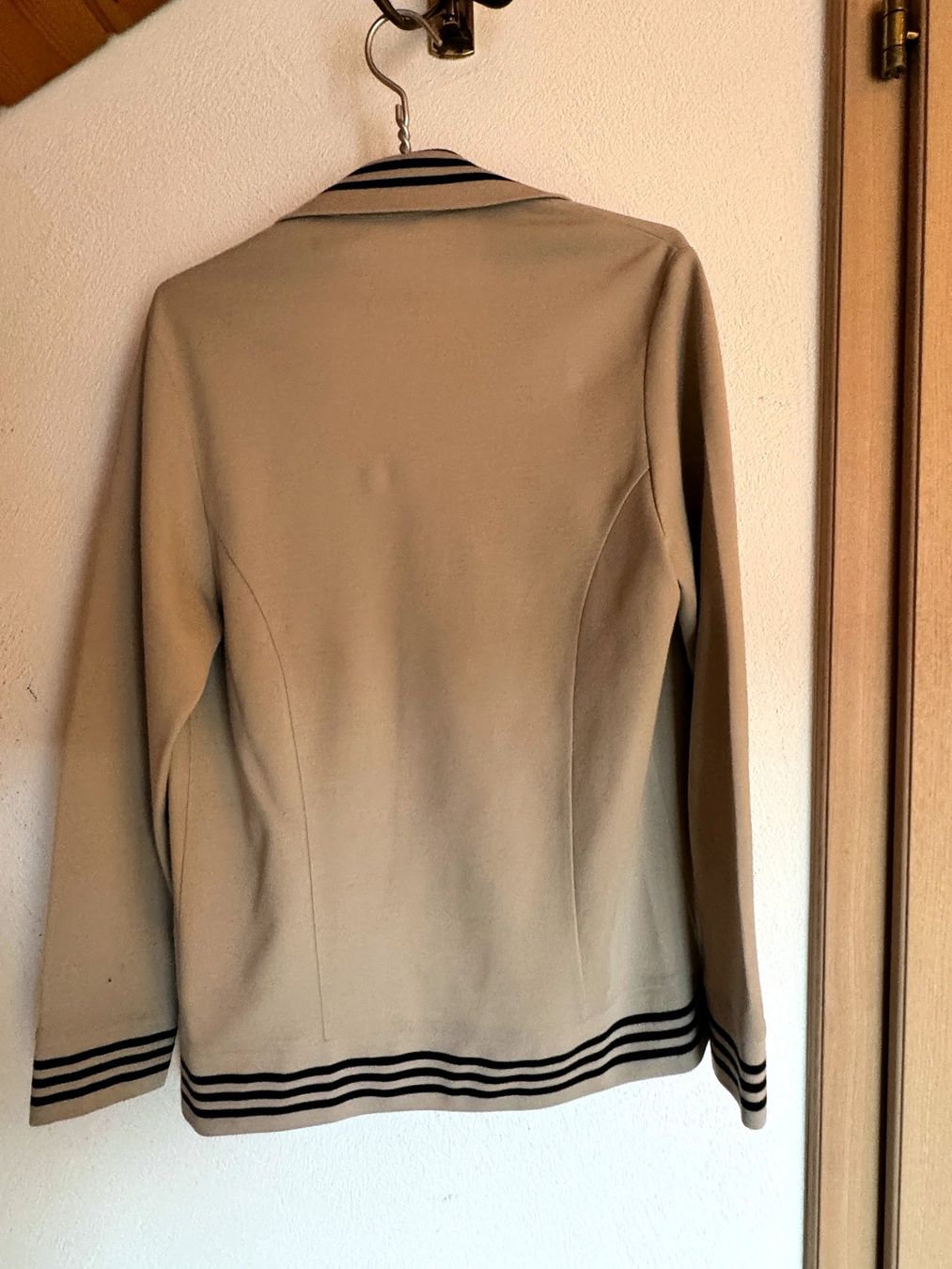 Adidas Giacche: adidas Vintage Strickjacke / beige,Gr.52 – Usato da Lachen SZ venduto da mrsf 1