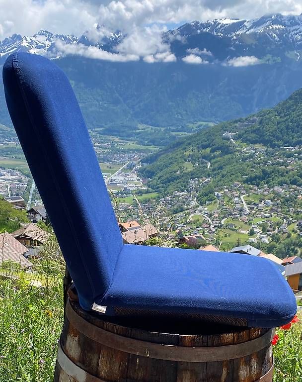 Toutes les pièces détachées: Sièges pliable de sol – D'occasion à Troistorrents par apremand 2