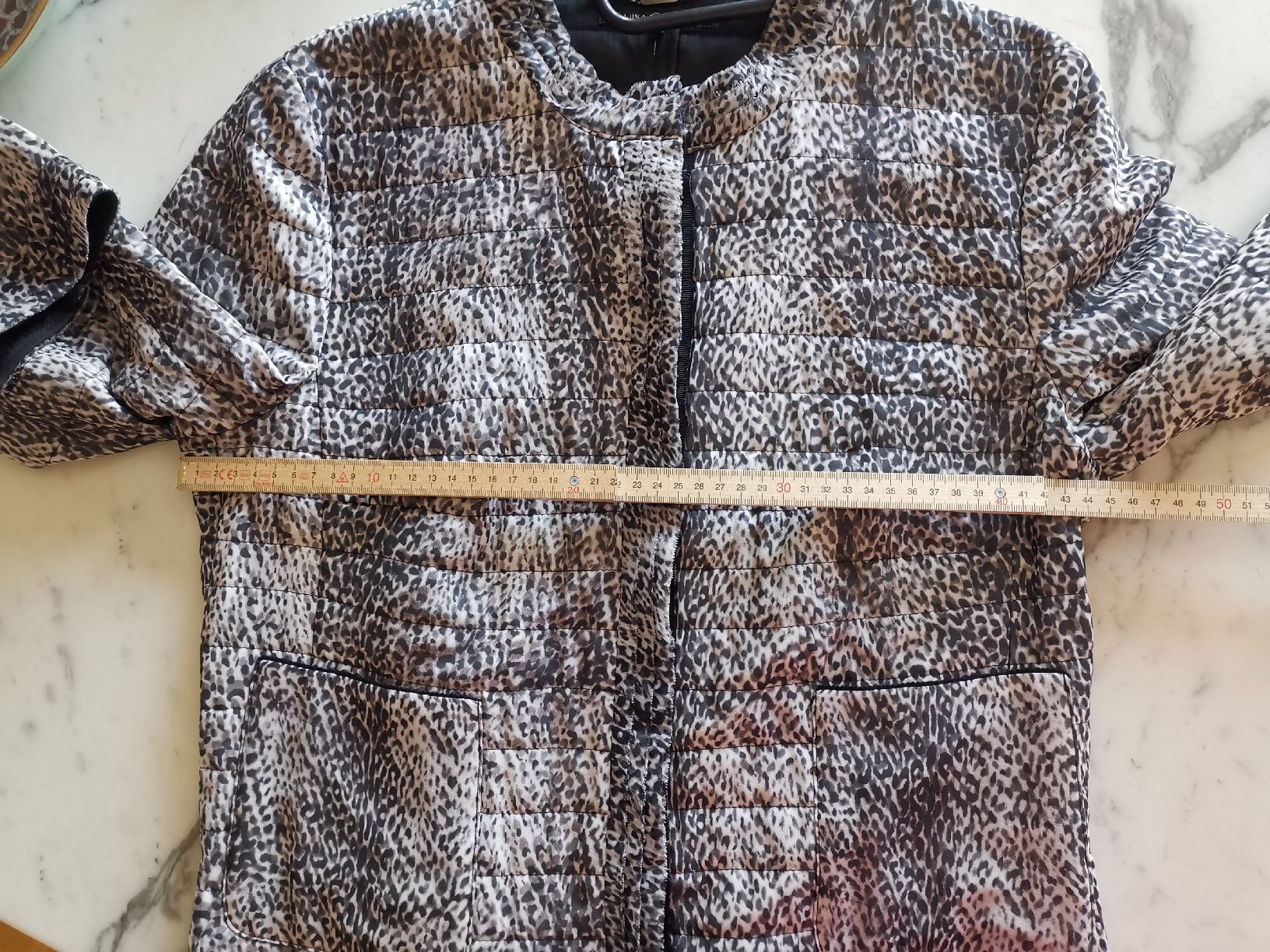 Luisa Cerano Jacken: Seiden Jacke Luisa Cerano, Leoprint – Gebraucht aus Uerikon von pink_flamingo 6