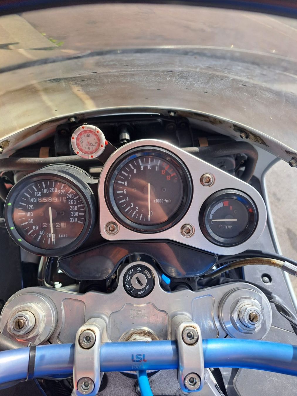 Suzuki Strasse: Suzuki GSX-R 1100 W – Gebraucht aus Wangs von zweirad-pizol 4