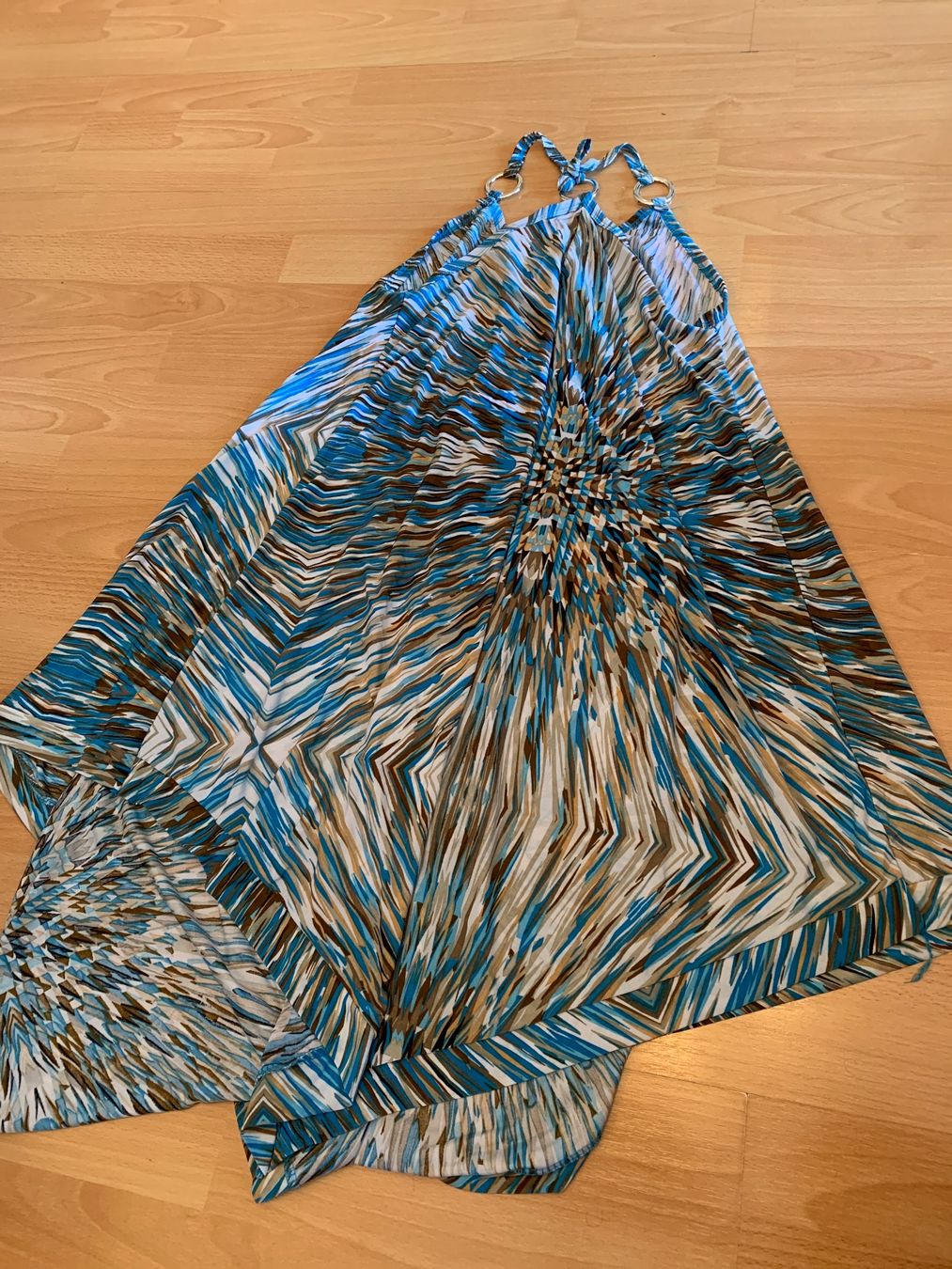 Vestiti: Jolie robe de plage asymétrique taille S-L – Usato da MEYRIN venduto da Gwendo10 1