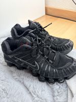 Nike Shox Turnschuhe schwarz Grösse 40 gebrauchter Zustand
