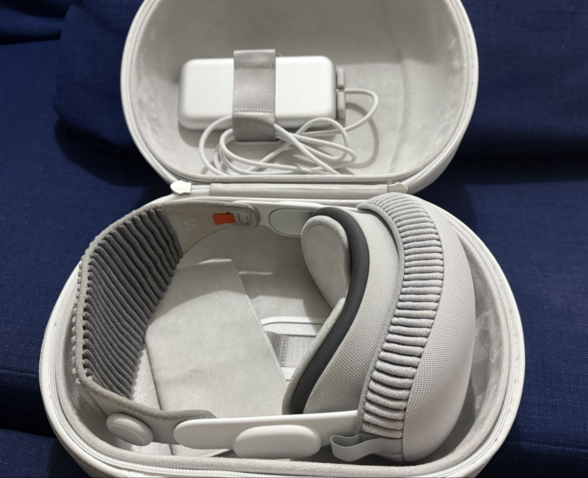 Apple VR Brille: Apple Vision Pro 1Tb – Neu (gemäss Beschreibung) aus Riehen von luc_rc9y 1