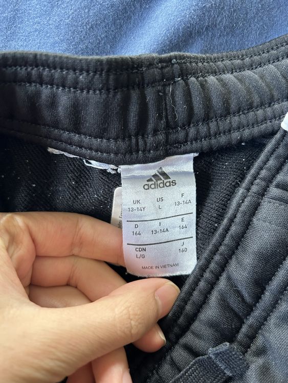 Adidas Pantaloni: Training adidas en 13-14 ans/ US L – Usato da Cugy VD venduto da pit_aless 3
