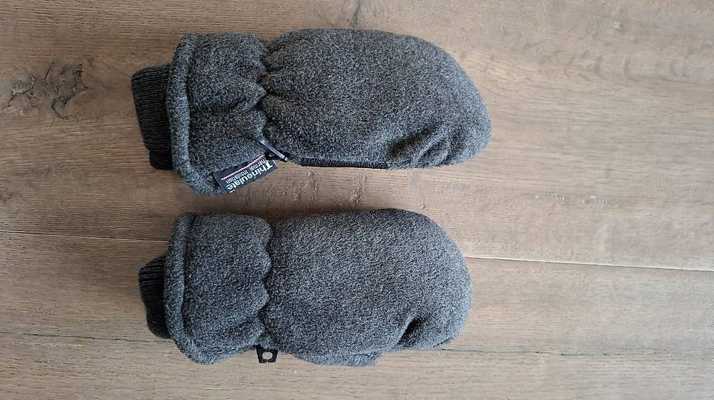 Guanti: Kinder Handschuhe Grösse 3.5 – Usato da Wichtrach venduto da Signore 2