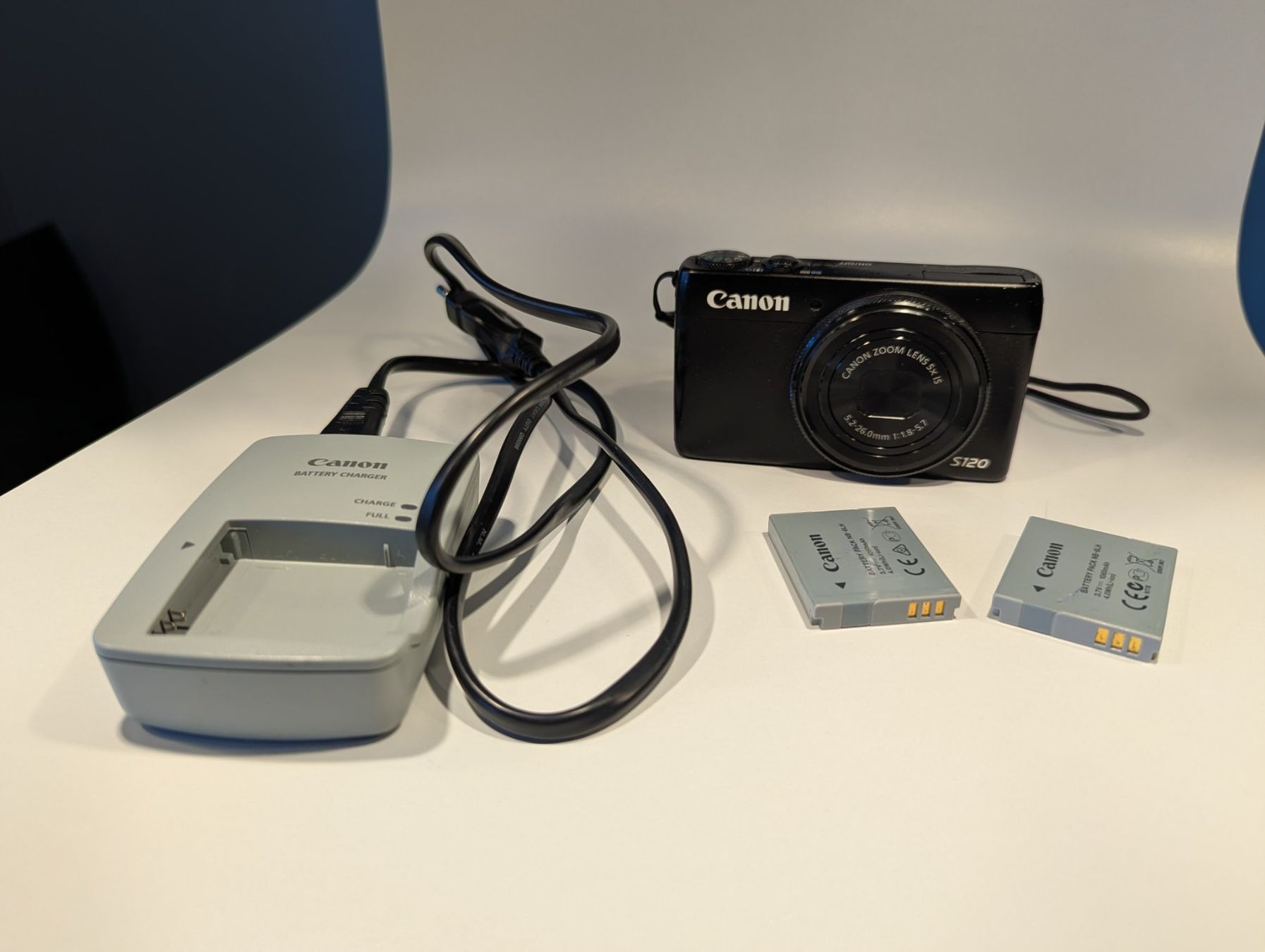 Canon Kamera: Canon Powershot S120 Digital Camera – Gebraucht aus Baden von miraculyx