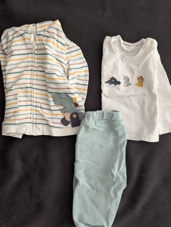 Mayoral Baby Set 3-teilig Dino Motiv gestreift Grösse 70