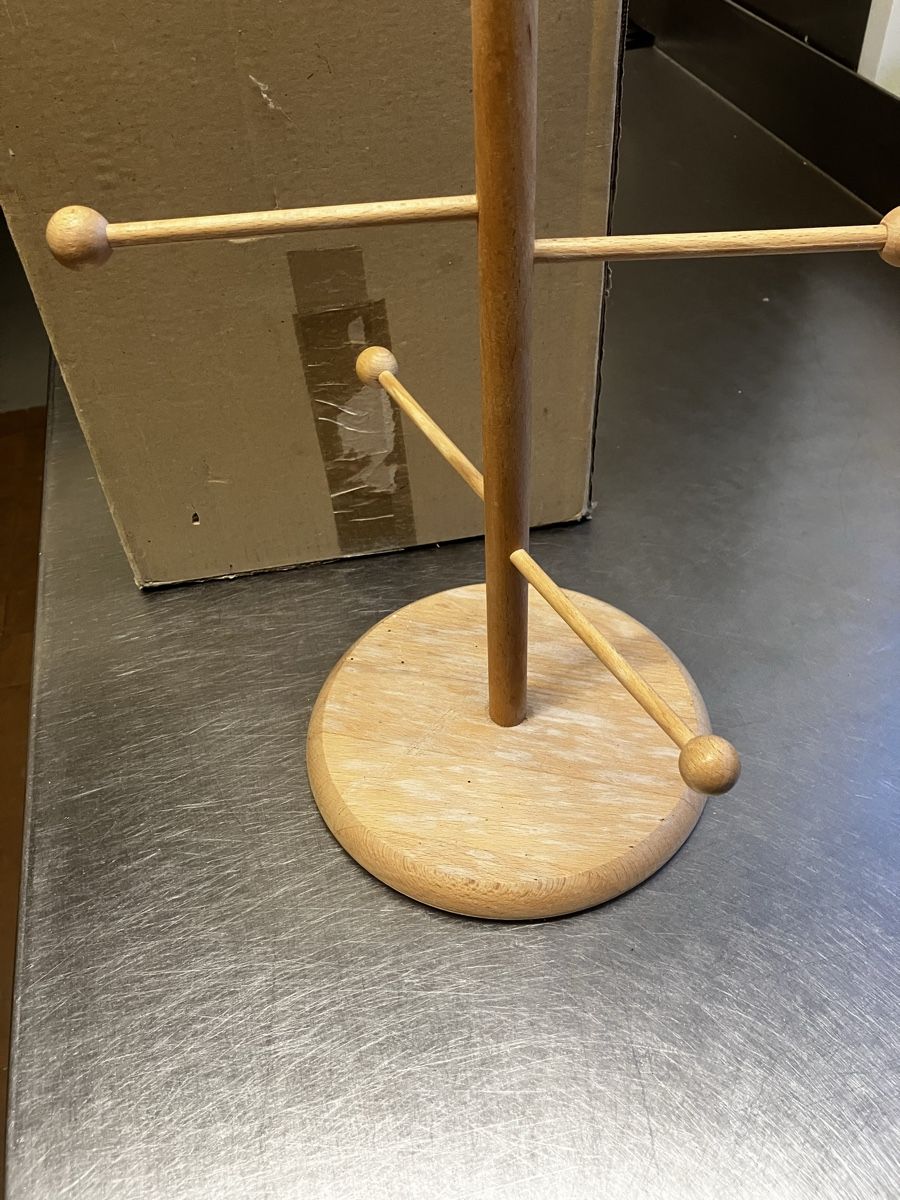 Sonstige Dekorationen & Accessoires: Brezelständer Holz 50 cm – Gebraucht aus Grabs von schlegel63 2