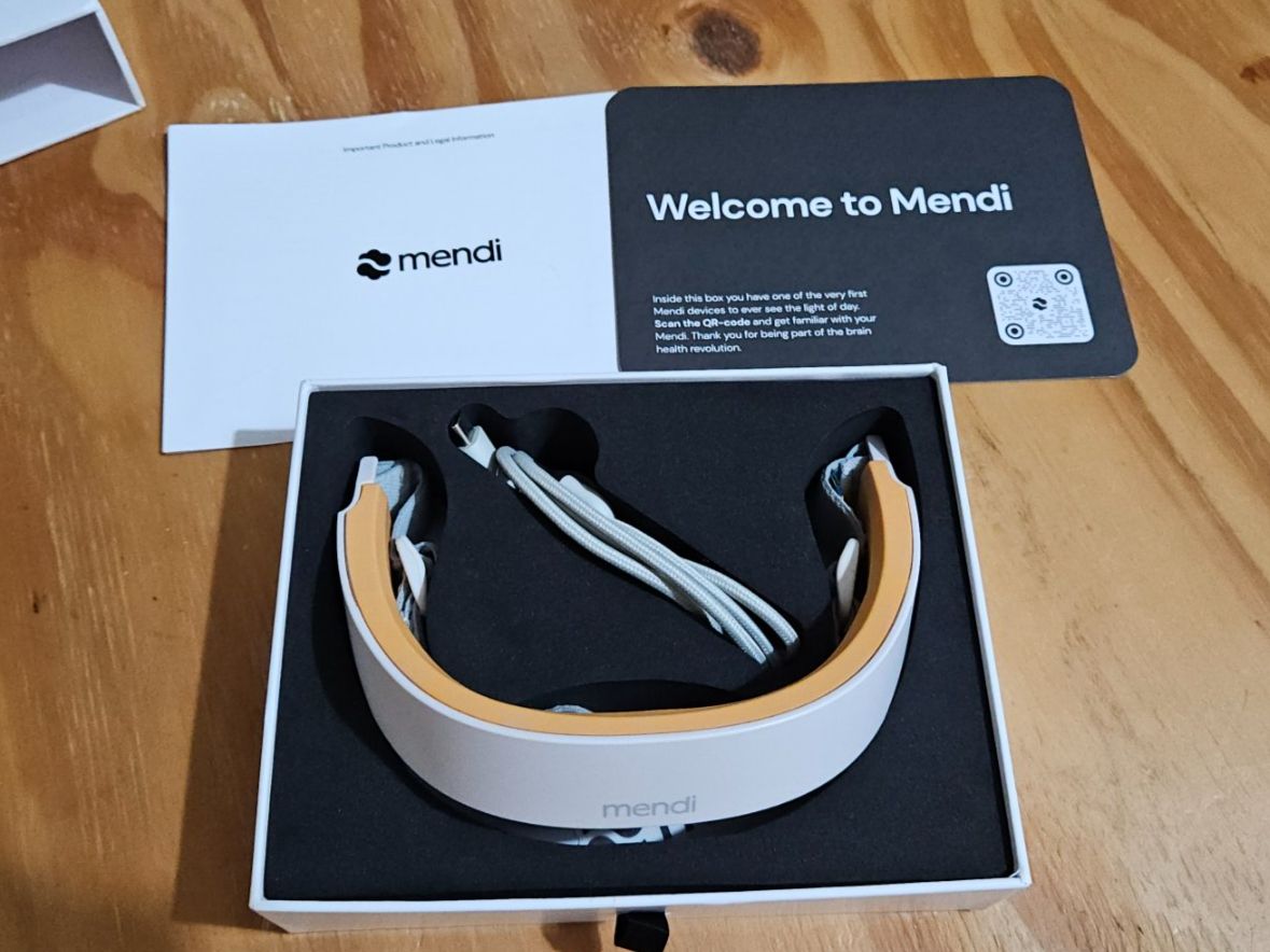 Appareils médicaux: Mendi Headset - Train your brain to focus – D'occasion à Zürich par P.N
