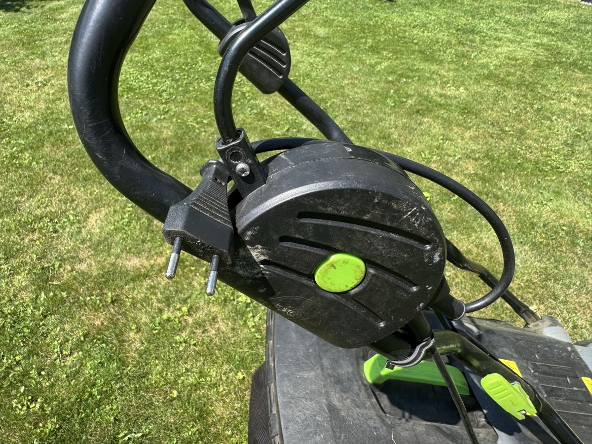Tondeuses à gazon: RME 43 Pro Elektrorasenmäher – D'occasion à Interlaken par Transmania18 6