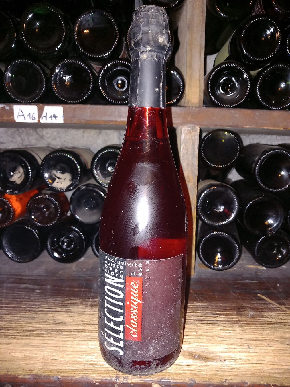 Vino: Selection classique – Nuovo e nell'imballaggio originale da Le locle venduto da juliensaran