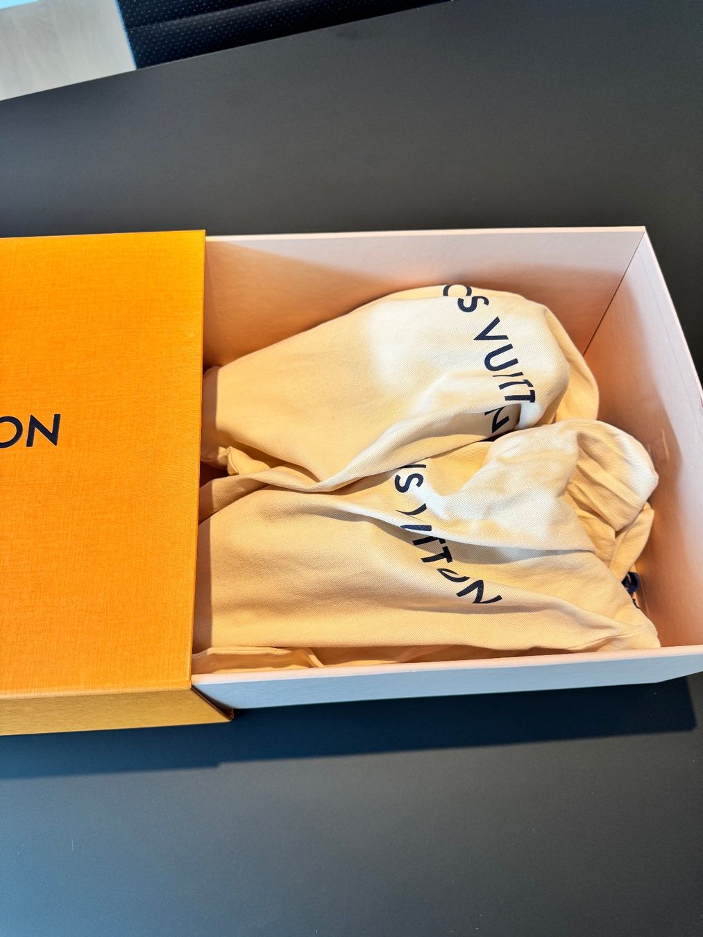 Louis Vuitton Scarpe da donna: Louis Vuitton - Time Out Sneaker Damen - Grösse 37 – Nuovo (secondo la descrizione) da Winterthur venduto da Thorben 1
