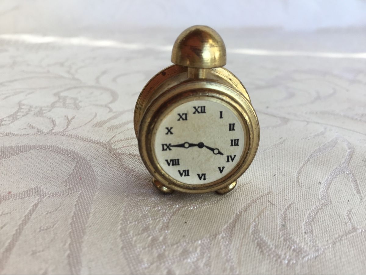 Case e mobili per bambole: Ältere Puppenstuben Uhr – Usato da St. Gallen venduto da chamilla 3