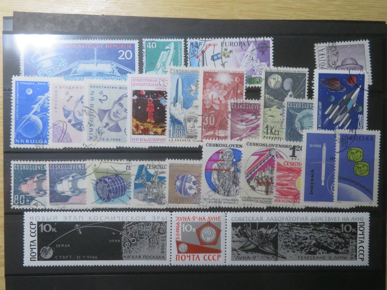 Tous les timbres: Raumfahrt 2 Doppelsteckkarten voll – D'occasion à Spreitenbach par heitersberg54 1