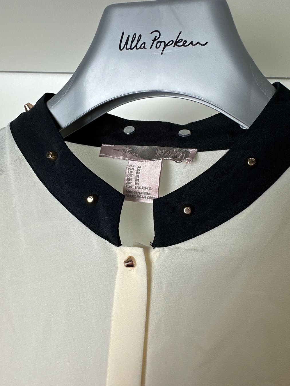 Blusen: Bluse Creme von Forerver21 Grösse M – Gebraucht aus Aarburg von Tonija 1