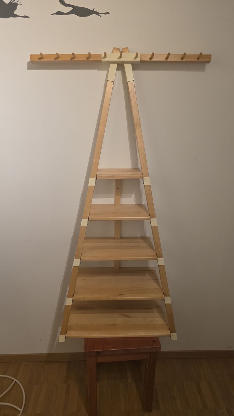 Ikea Garderobe: Kleiderständer, holz – Gebraucht aus Uster von fuchur01