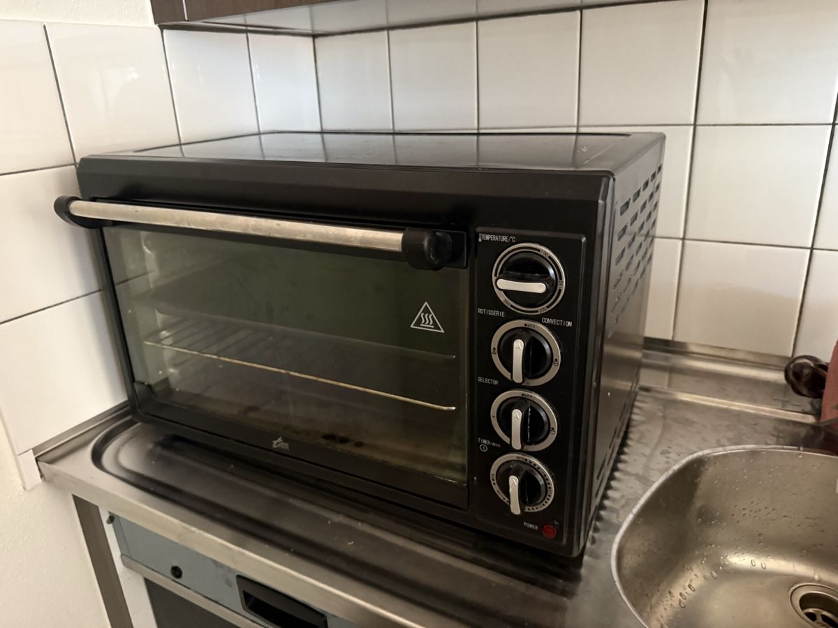Fours: Kompaktofen Severin 15L 1300W – D'occasion à Wald ZH par and_r8hw