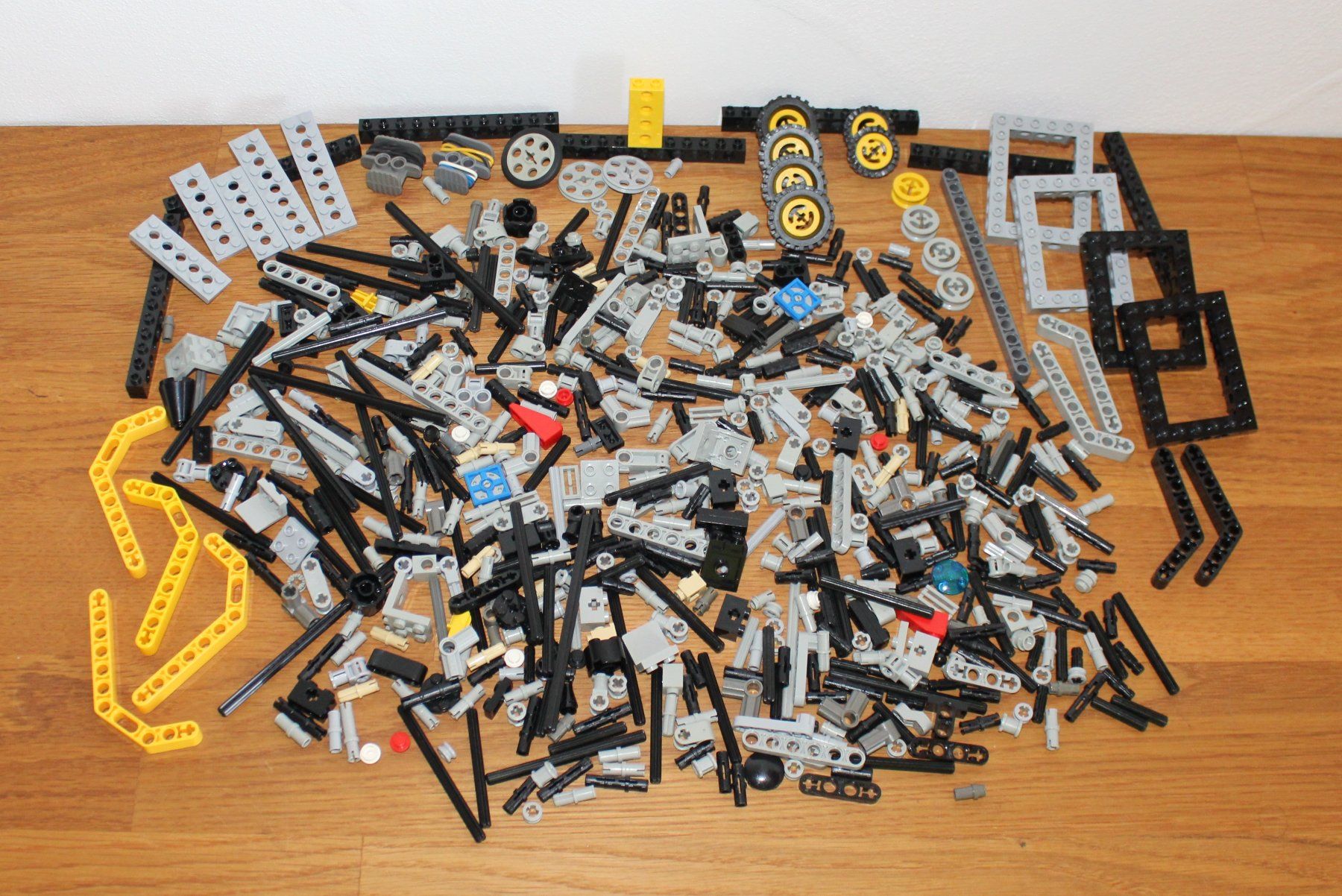 Lego Giocattoli: Lego Technik div. Teile – Usato da Istighofen venduto da muech40