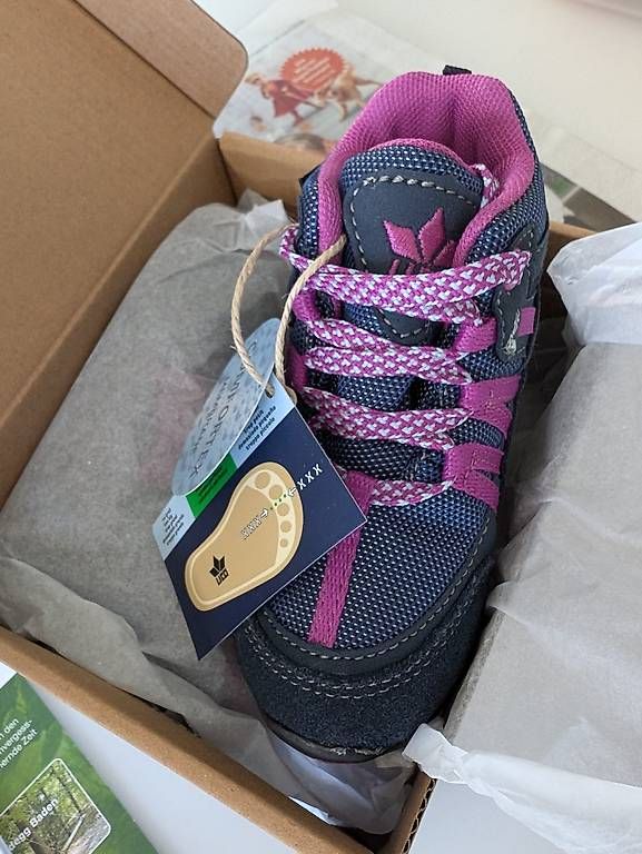 Scarpe per ragazze: Wanderschuhe NEU Gr. 21 – Usato da Würenlos venduto da ClaudiaA.