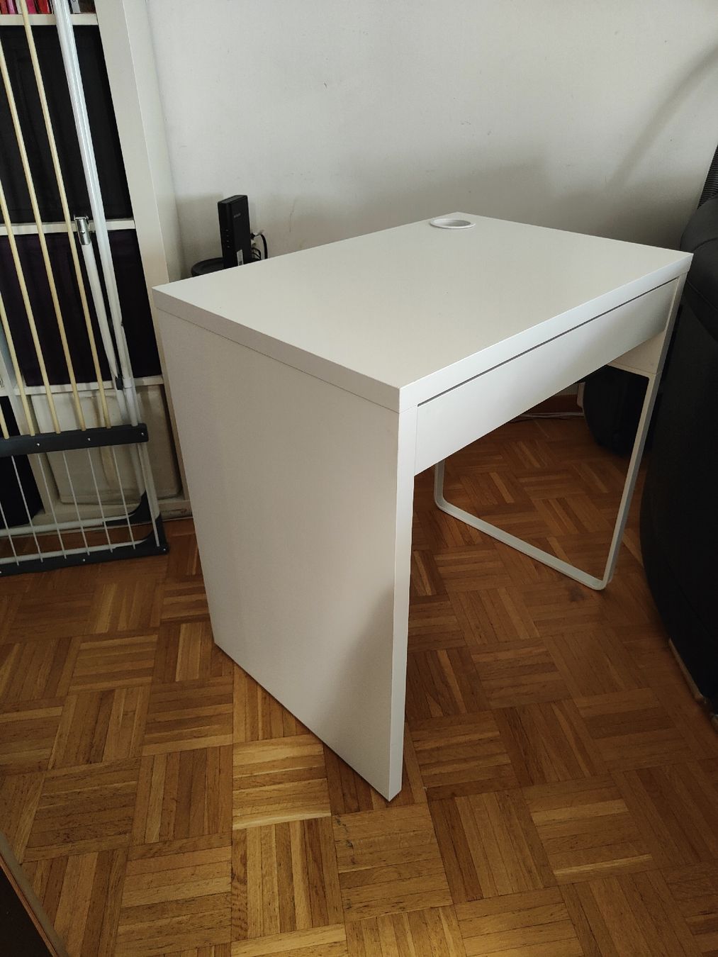 Schreibtische: Ikea Schreibtisch mit Schublade – Neu (gemäss Beschreibung) aus Wil SG von Freaktaler1893 3