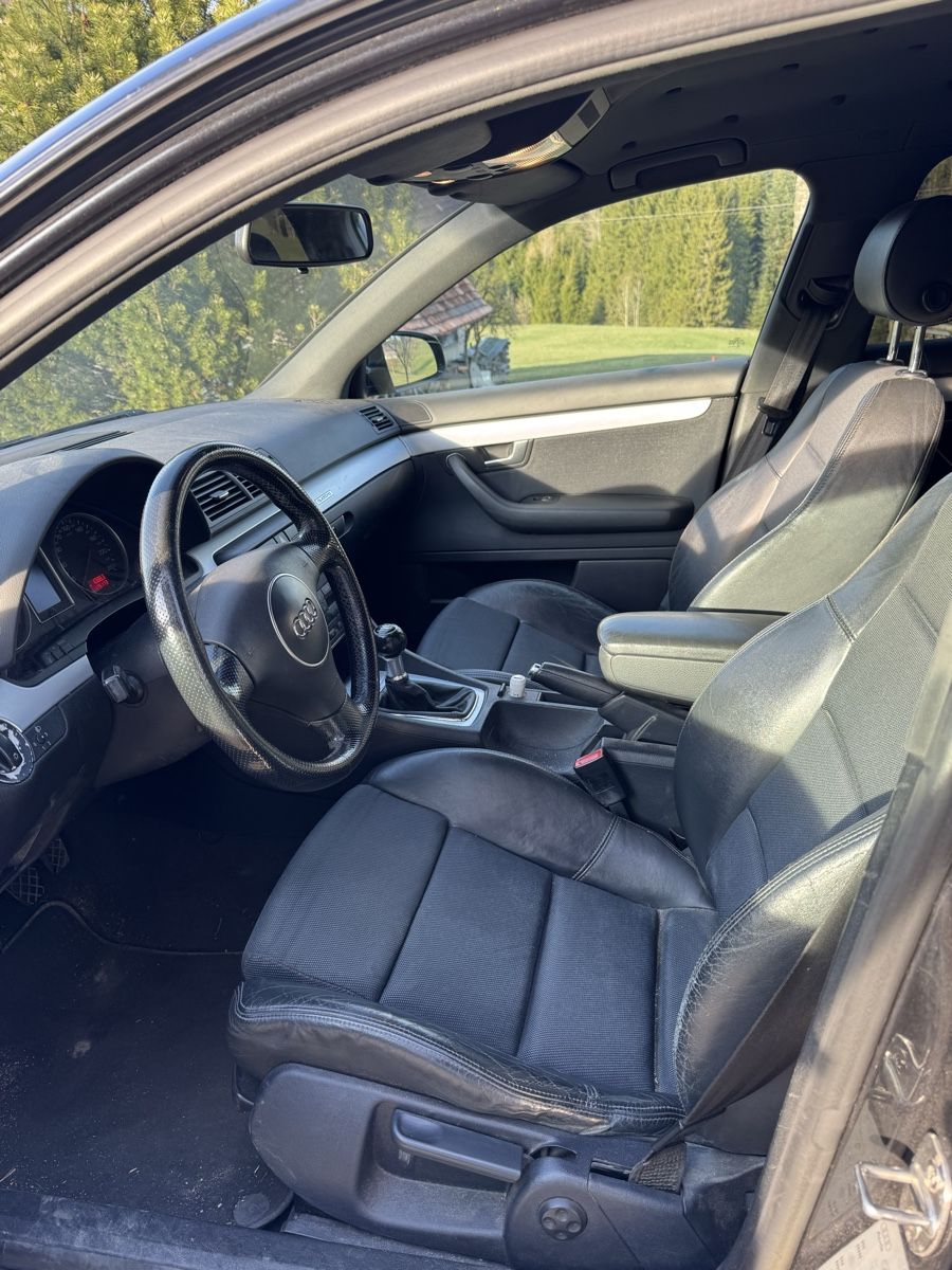 Audi Automobili: Audi A4 Avant, 1.8T Quattro – Usato da Einsiedeln venduto da Marty.S 3