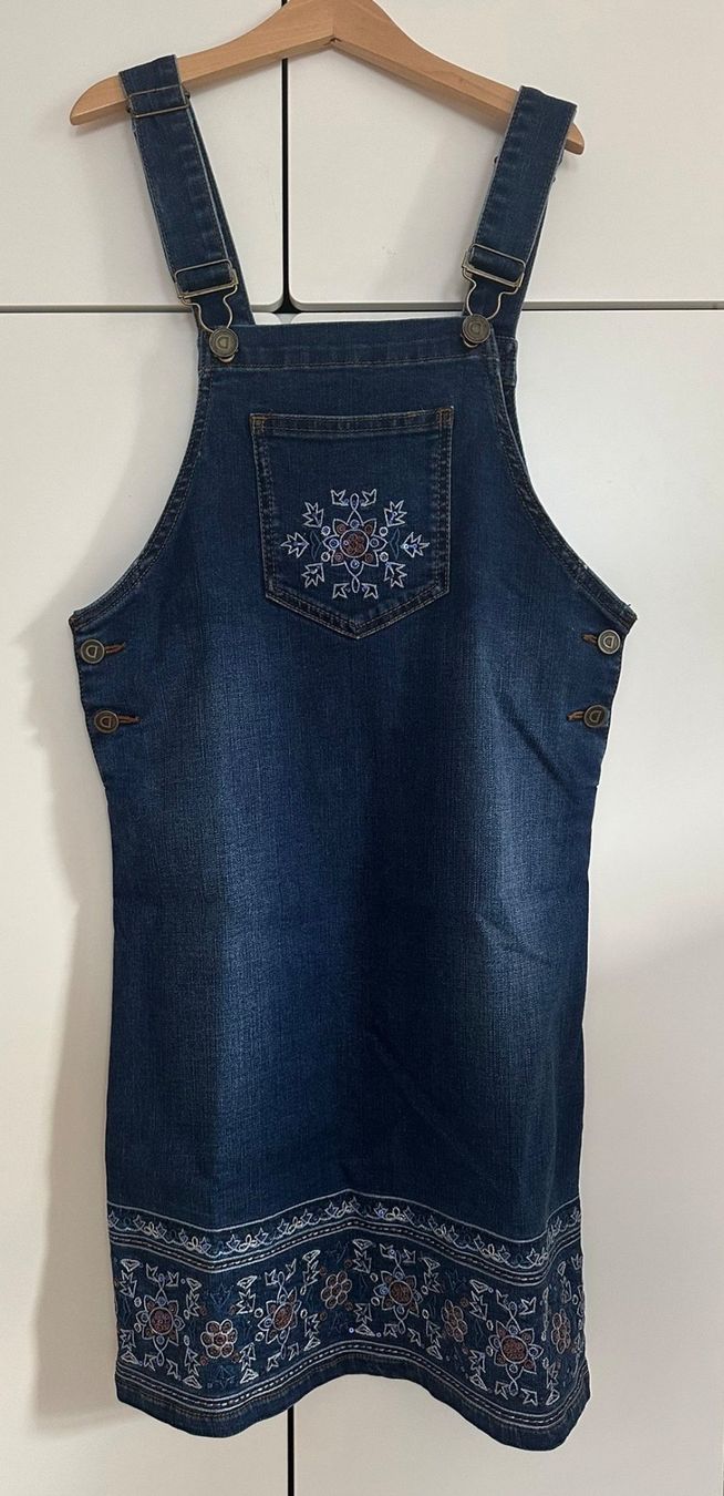 Desigual Vestiti & Gonne: Kleid 146 / 152 von Desigual Rock – Usato da Aarau venduto da Ahoffa