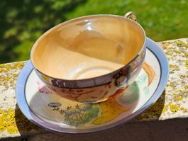 Vintage, japanische Teetasse mit Untertasse aus Porzellan