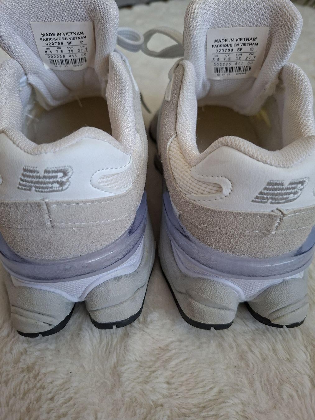 New Balance Damenschuhe: New Balance 9060 BLC Baskets gris clair Taille 38 – Gebraucht aus Renens VD von ser_j2fn 2