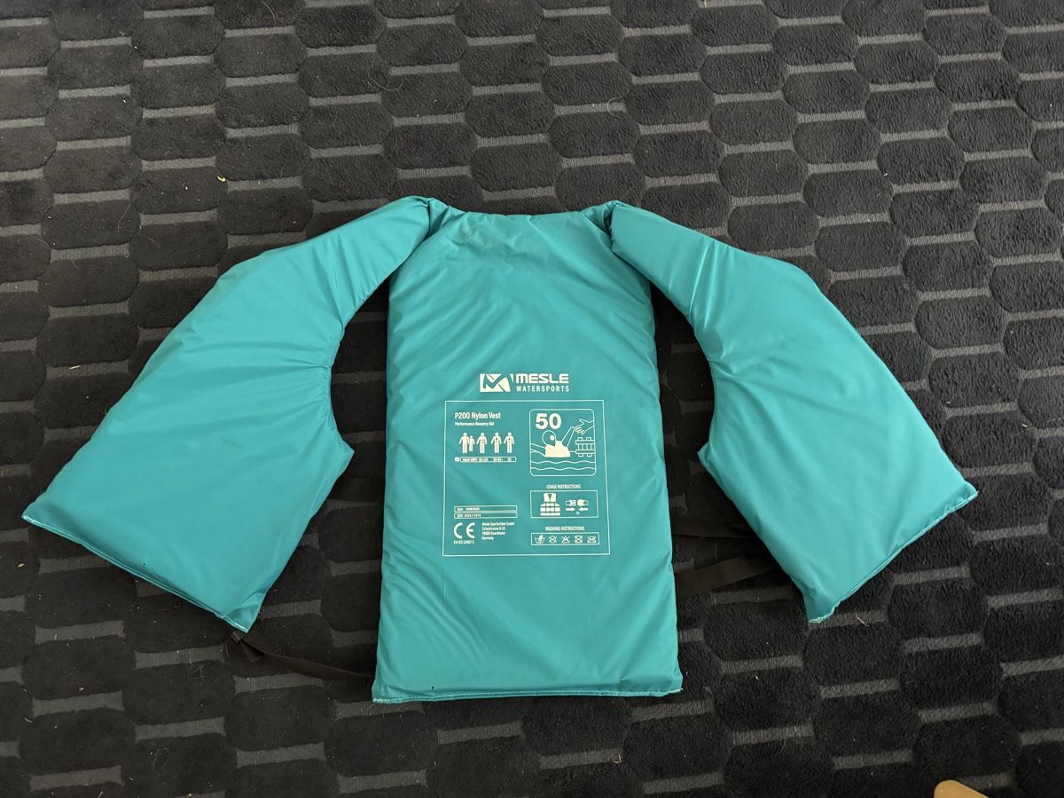 Gilets de sauvetage: Schwimmweste  – Neuf (Voir description) à Trimbach par TDSO 3