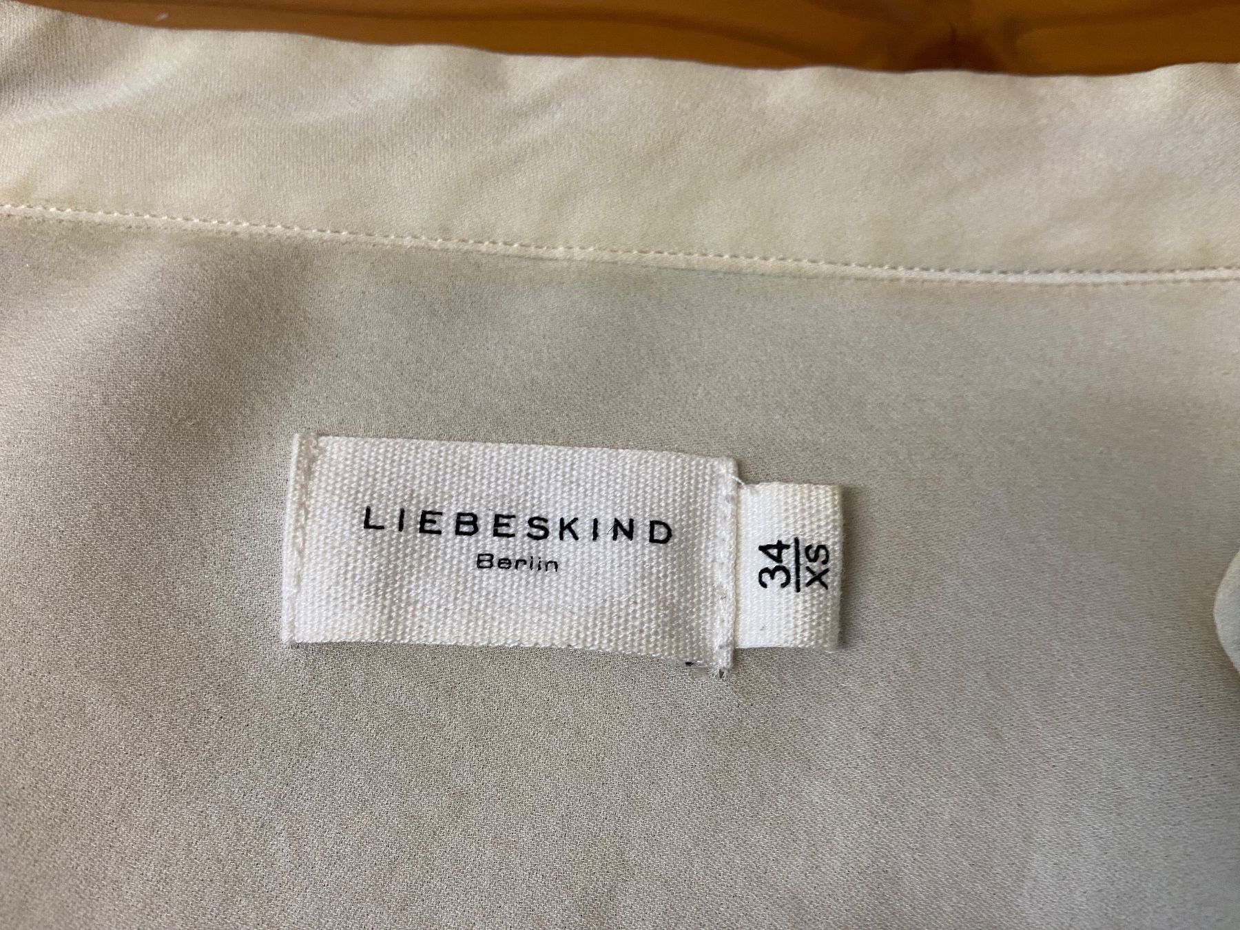 Liebeskind T-shirt: Oberteil Liebeskind, Gr. 34/XS – Usato da Kleinandelfingen venduto da linssandra 3